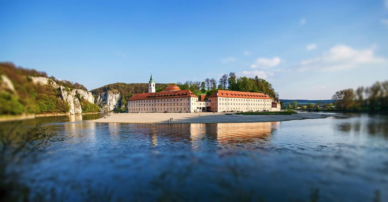 Gaestehaus St. Georg - Weltenburger Klosterbetriebe Gmbh Kelheim Exterior foto